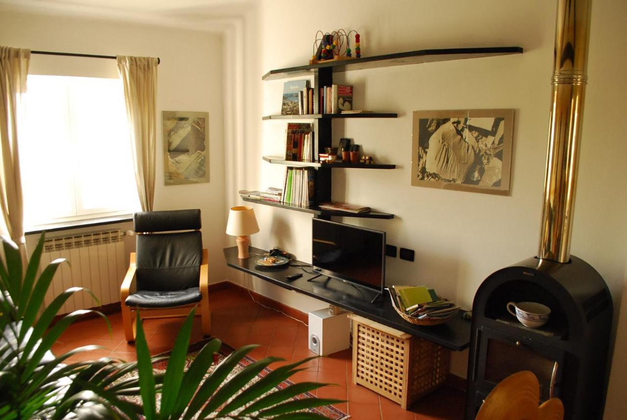 Villa Maia Neirone المظهر الخارجي الصورة